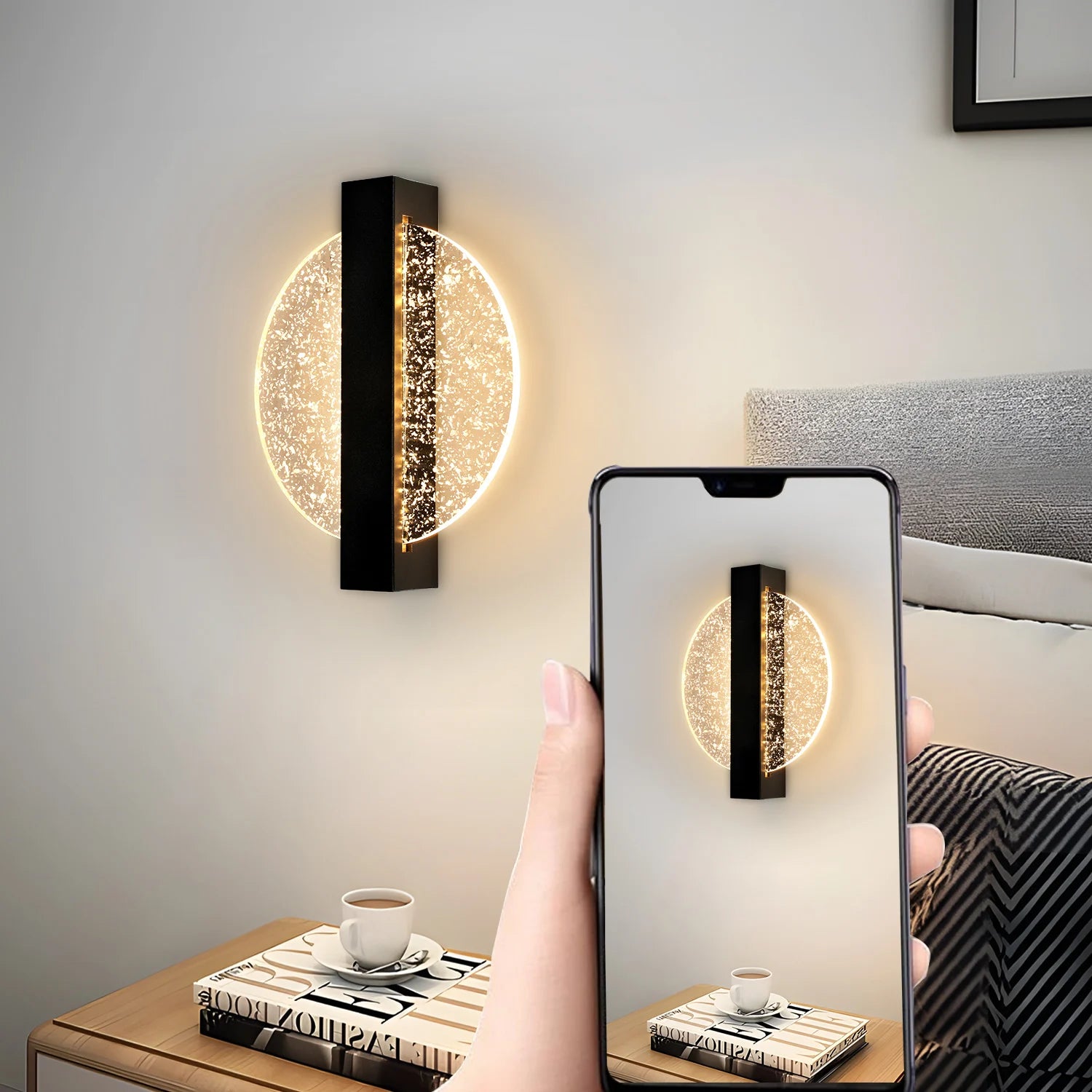 Applique murale LED 16W installée au mur ambiance lumineuse chaleureuse