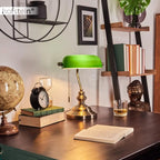 Lampe banker verre vert, détail interrupteur à chaînette